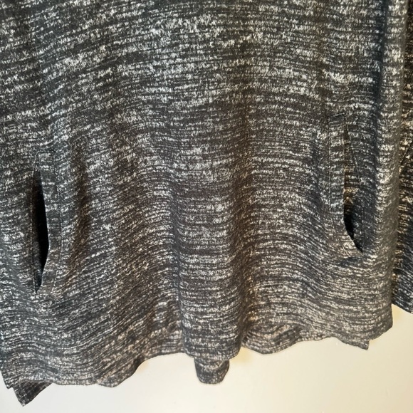 Erin London Heathered Gray Oversized Lightweight Knit Hoodie Tunic Size S - Picture 3 of 6